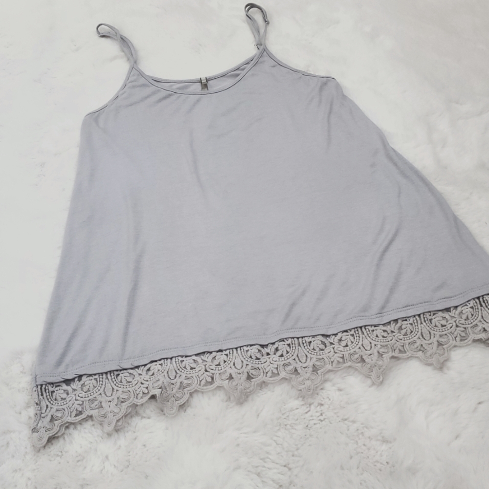 BKE Core Gray Lace Trim Cami Top